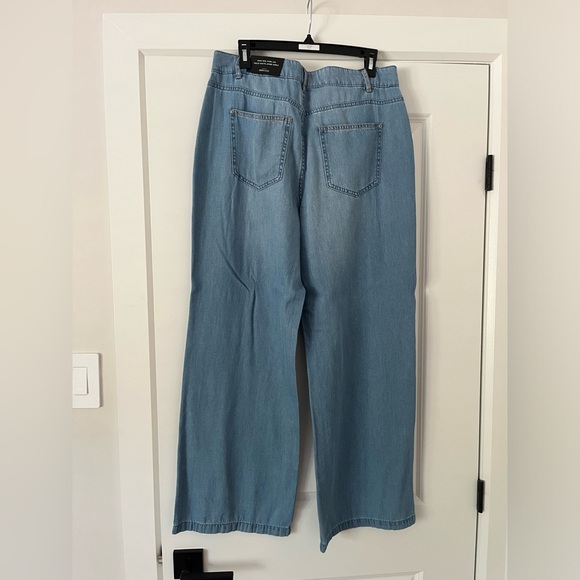 RW&Co - Wide Leg High Rise Jeans - Picture 2 of 3